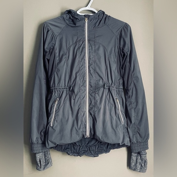 Rare Lululemon Resolution Jacket - Picture 2 of 7